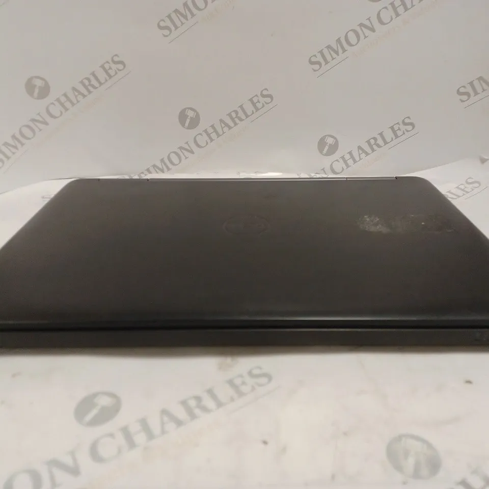 DELL LATITUDE E5540 LAPTOP