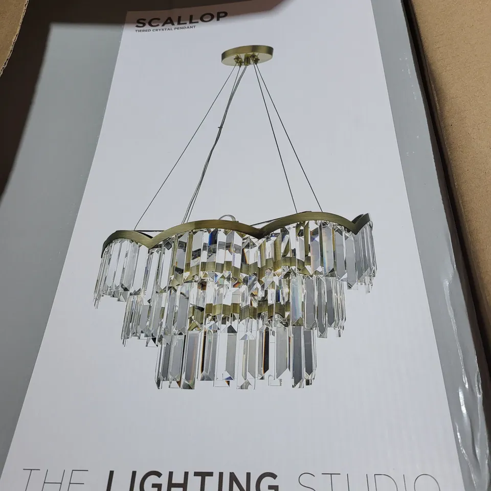 SCALLOP TIERED CRYSTAL PENDANT 