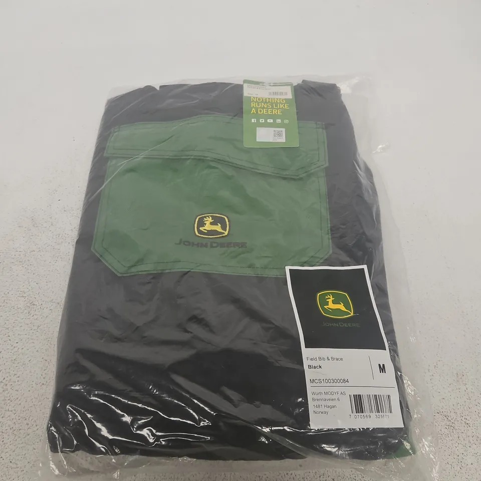 JOHN DEERE FIELD BIB & BRACE – BLACK, UK M