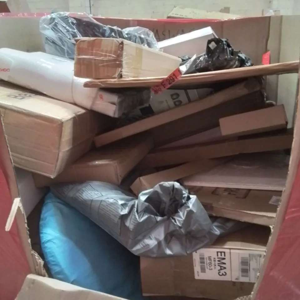 PALLET OF ASSORTED HOUSEHOLD GOODS AND PRODUCTS TO INCLUDE; DOORWAY CHIN-UP BARS, TROLLEY, WINDOW MESH, BOXED FURNITURE ETC 