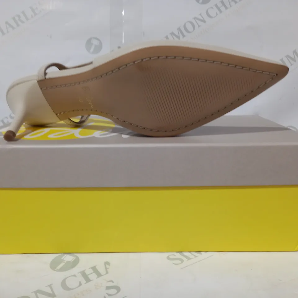 BOXED PAIR OF BODEN CUT-OUT SLINGBACK HEELS IN BEIGE EU SIZE 38