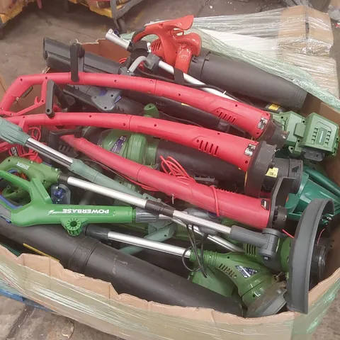 PALLET CONTAINING A VERY LARGE QUANTITY OF ASSORTED ELECTRIC GARDEN TOOLS