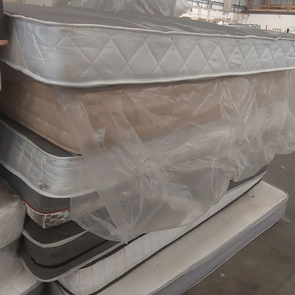 PALLET CONTAINING APPROXIMATELY 7x ASSORTED MATTRESSES 