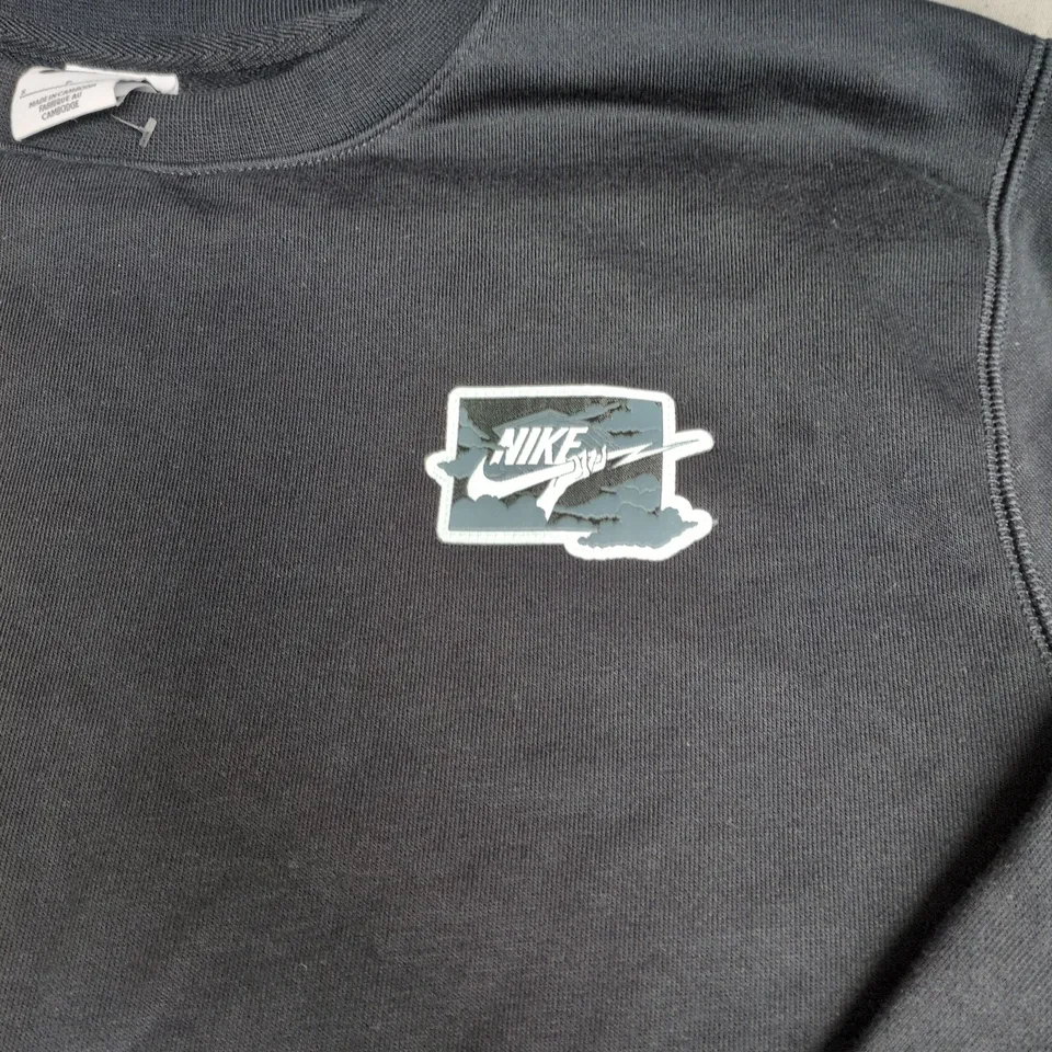 NIKE BLACK SWEATSHIRT - SIZE S