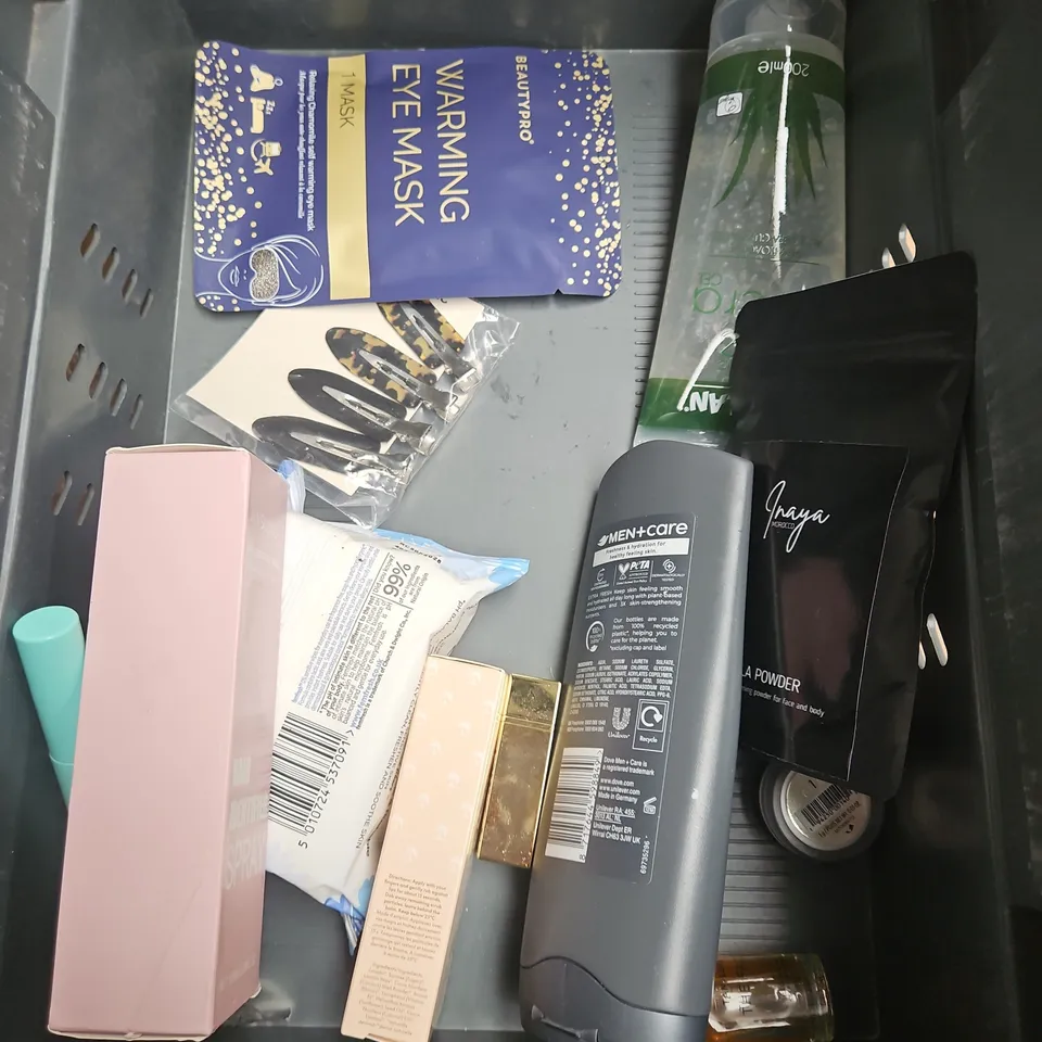 APPROXIMATEY 20 HEALTH AND BEAUTY PRODUCTS TO INCLUDE - PAUL MITCHELL FINISHING SPRAY - GOT2B TEXTURE CLAY - FLO BAMBOO NIGHT PADS - ETC