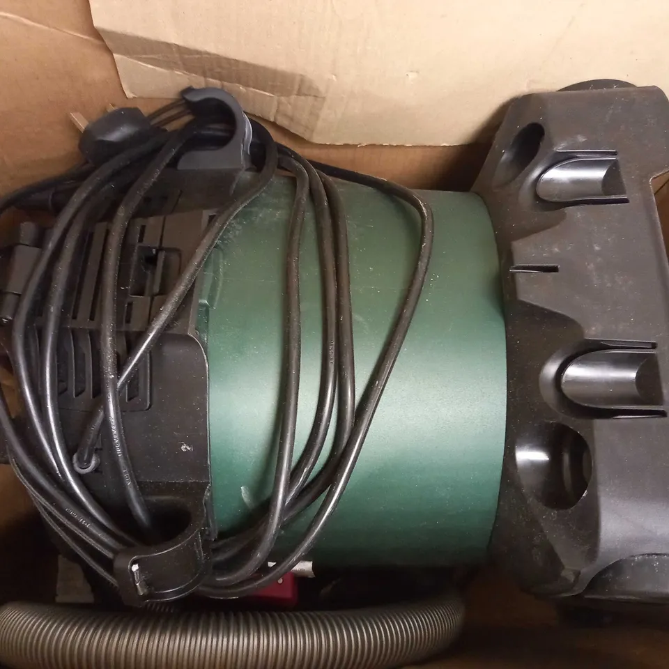 BOSCH WET AND DRY VACUUM CLEANER