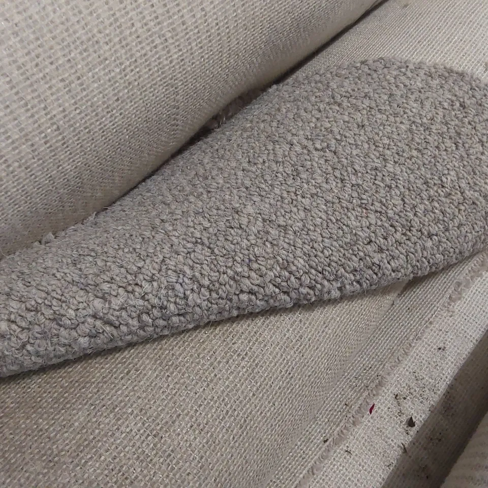 ROLL OF QUALITY HEATHCOTE BOUCLE CARPET - APPROXIMATELY 5 x 1.91m