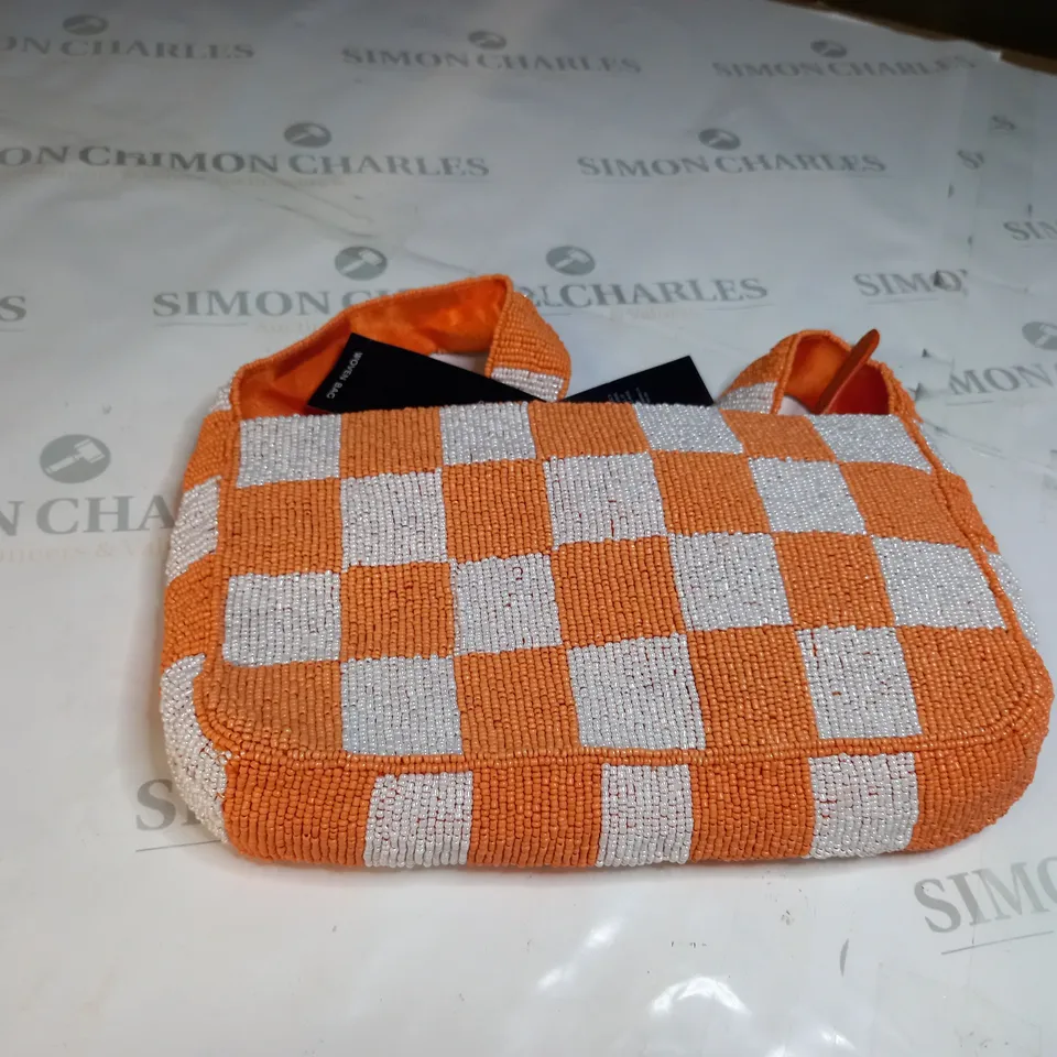 M&S COLLECTION ORANGE AND WHITE HANDBAG 