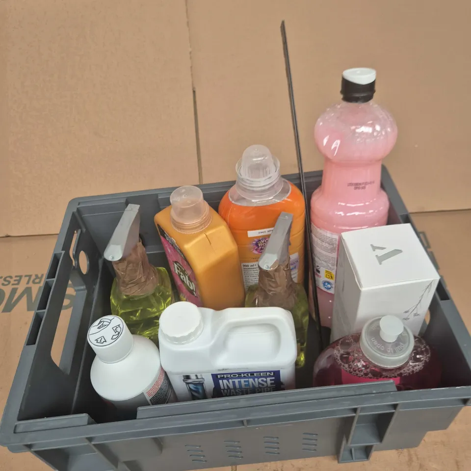 TOTE OF APPROXIMATELY 10 ASSORTED ITEMS INCLUDING METHOD ALL FLOOR CLEANER, VALENTTE REED DIFFUSER AND KIRIKO TALC FLOOR CLEANER