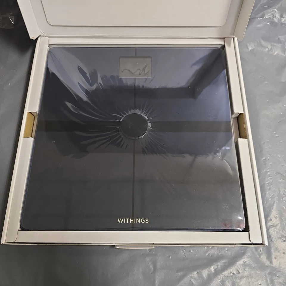 BOXED WITHINGS BODY COMP COMPLETE BODY ANALYSIS WI-FI SMART SCALE