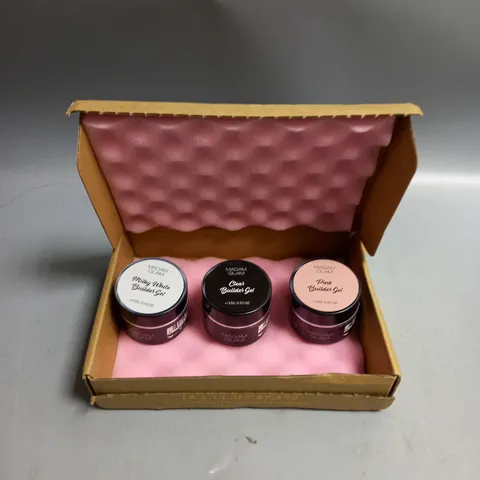 BOXED MADAM GLAM BUILDER GEL POWDER