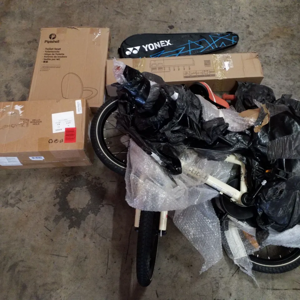 PALLET CONTAINING ASSORTED PRODUCTS INCLUDING TOILET SEAT, PLAYPEN, KIDS BIKES, STORAGE RACK & BADMINTON RACK