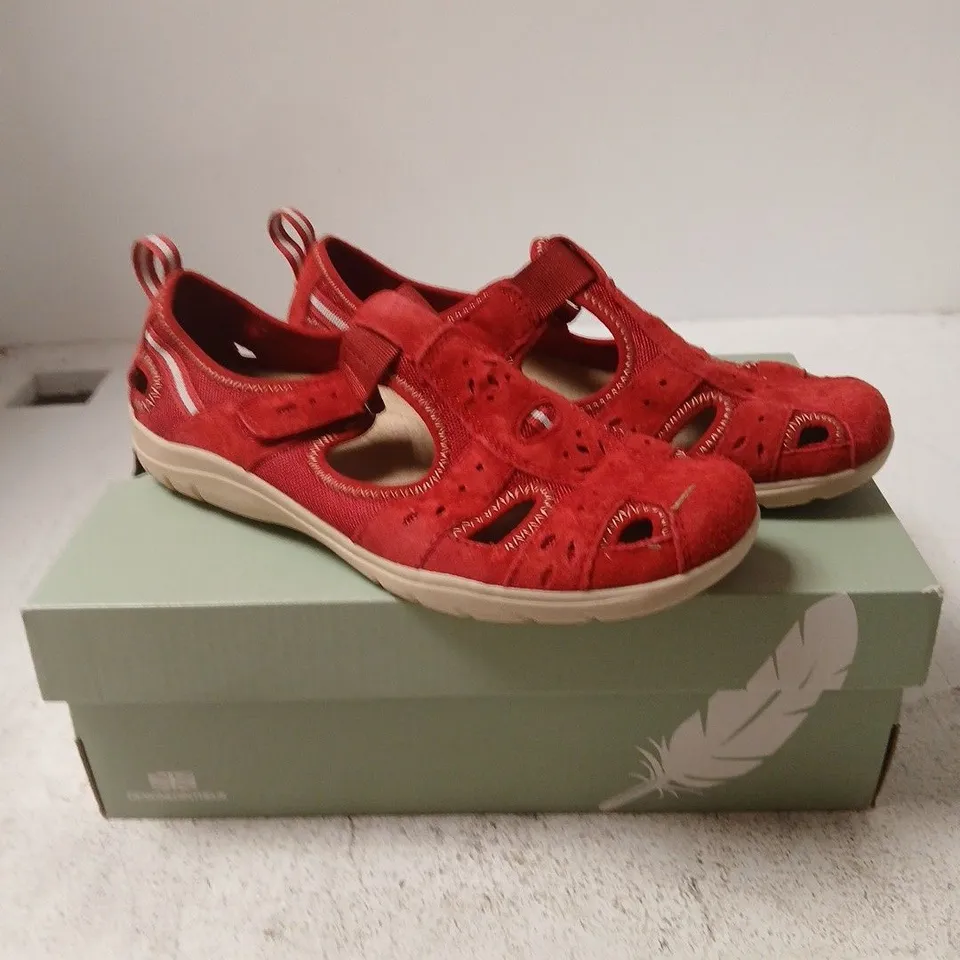 FREE SPIRIT RED SANDALS – UK 6