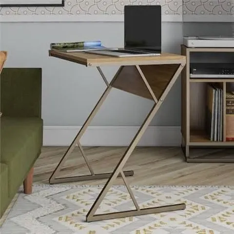 BOXED DOREL NOVOGRATZ REGAL ACCENT TABLE/LAPTOP DESK