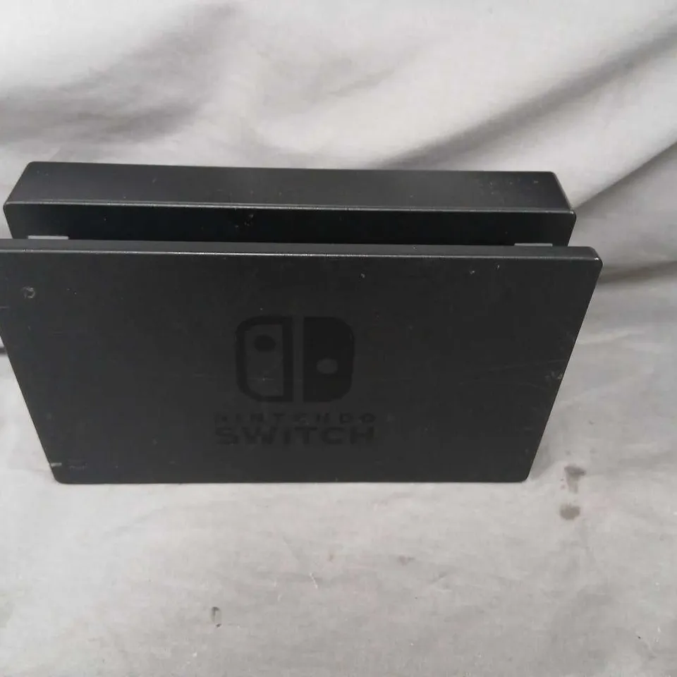 NINTENDO SWITCH LITE HANDHELD CONSOLE – GREY