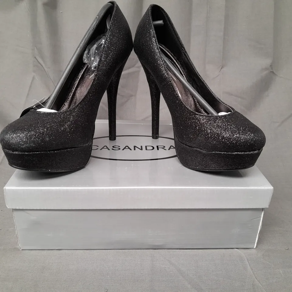 BOX OF APPROXIMATELY CASANDRA CLOSED TOE HIGH HEEL SHOES IN BLACK W. GLITTER EFFECT - VARIOUS SIZES