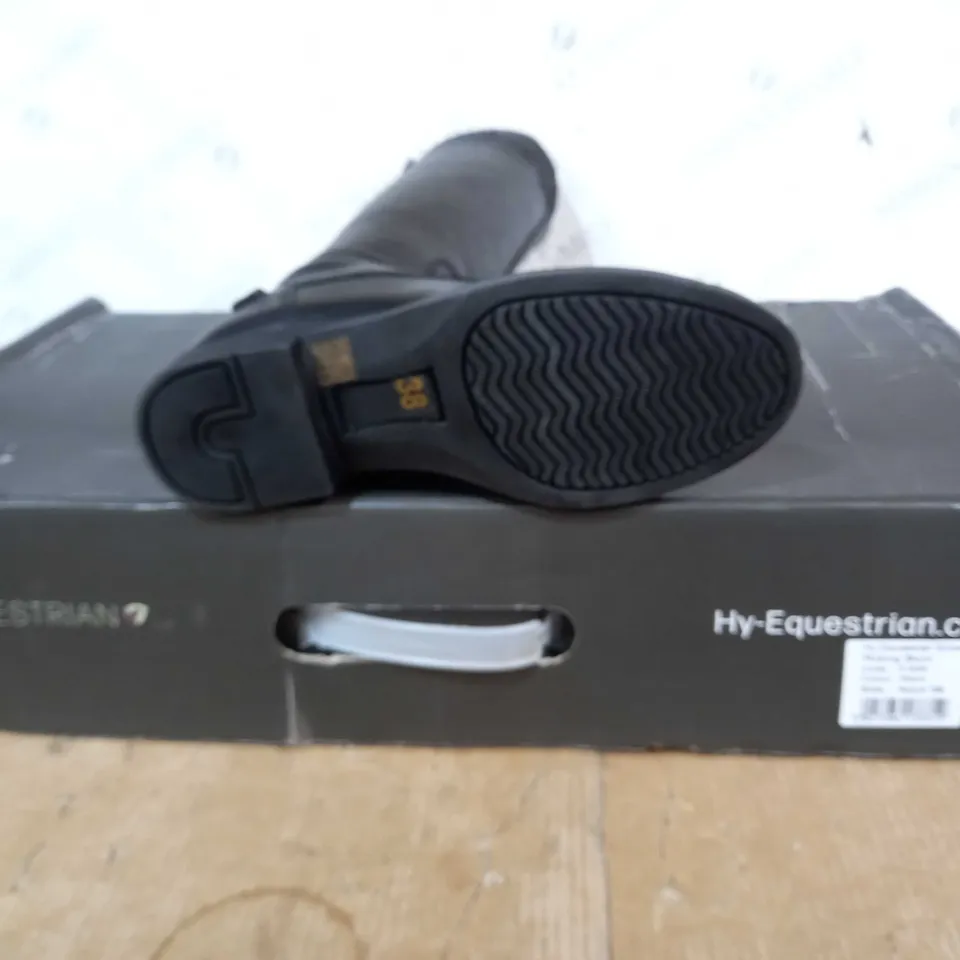 BOXED PAIR OF HY EQUESTRIAN RIDING BOOTS IN BLACK SIZE ADULT 38