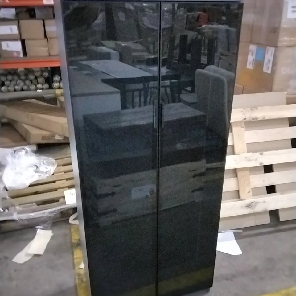 DISPLAY CABINET WITH HUMAN SENSOR FUNCTION AND LIGHTING, DISPLAY CABINET WITH 5-TIER STORAGE SHELVES - GREY