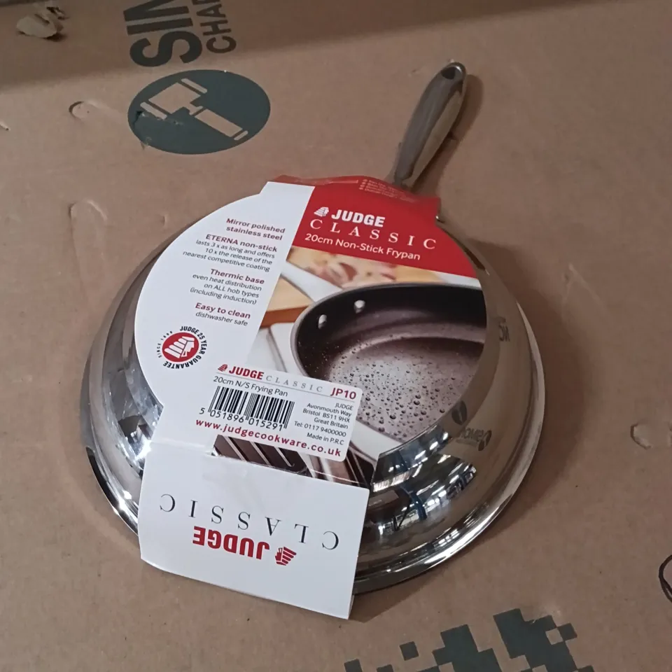 BAGGED JUDGE CLASSIC 20CM NON-STICK FRYPAN 