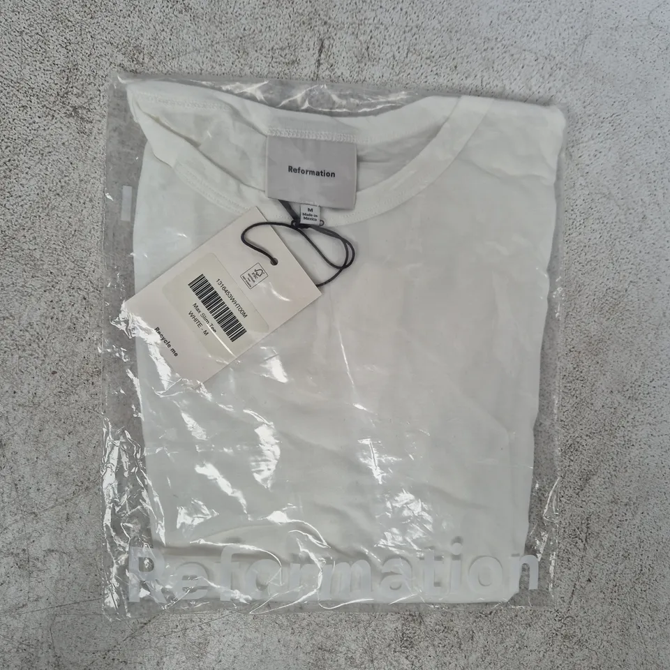 BAGGED REFORMATION MAX SLIM T-SHIRT IN WHITE SIZE MEDIUM