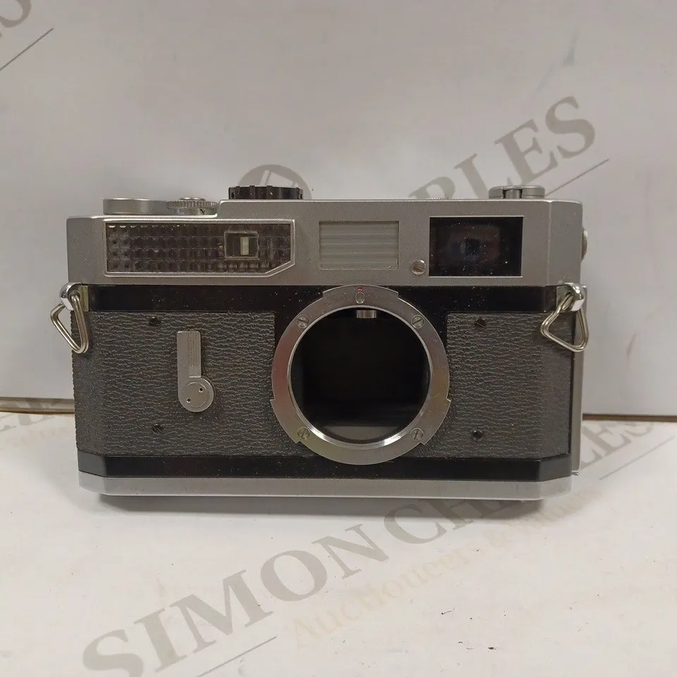 CANON MODEL 7 CAMERA WITH CASE