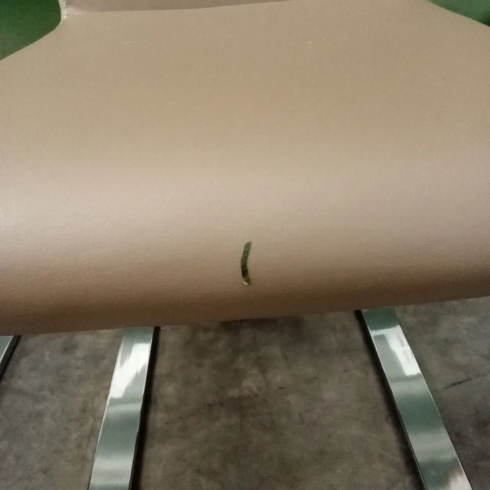 SET OF 6 QUALITY DESIGNER ZIG-ZAG STYLE DINING CHAIRS IN PU FAUX LEATHER