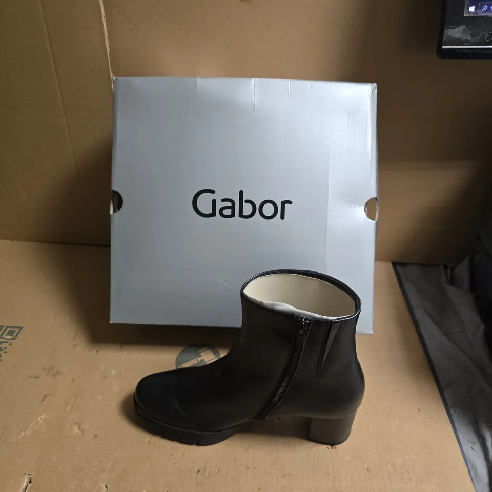 GABOR WOMEN'S BLACK LEATHER ANKLE BOOTS – ZIP SIDE, BLOCK HEEL - UK SIZE 5.5 