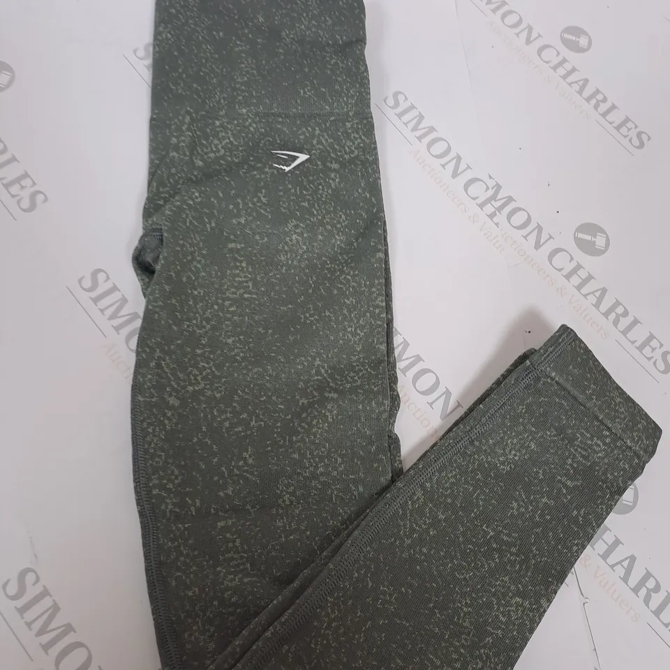 GYMSHARK GREEN CAMO STYLE SEAMLESS LEGGINGS - SIZE XS