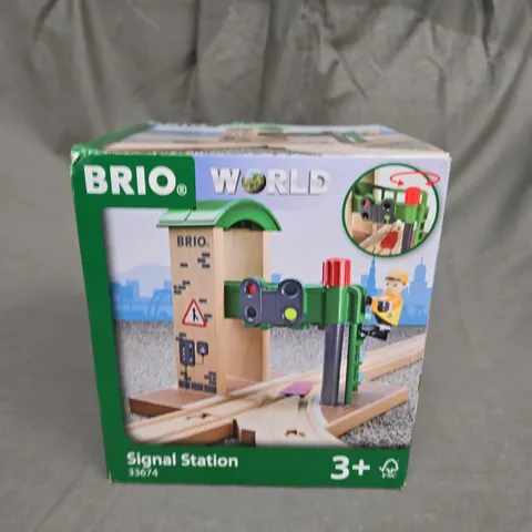 BRIO WORLD - SIGNAL STATION - 33674