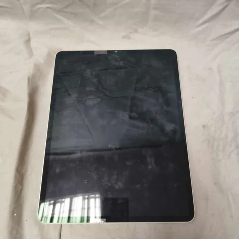 APPLE IPAD TABLET - A2232