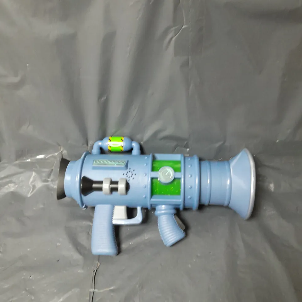 DESPICABLE ME 4 THE ULTIMATE FART BLASTER TOY