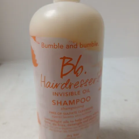 BUMBLE AND BUMBLE. HAIRDRESSER'S INVISIBLE OIL HYDRATING SHAMPOO 1L