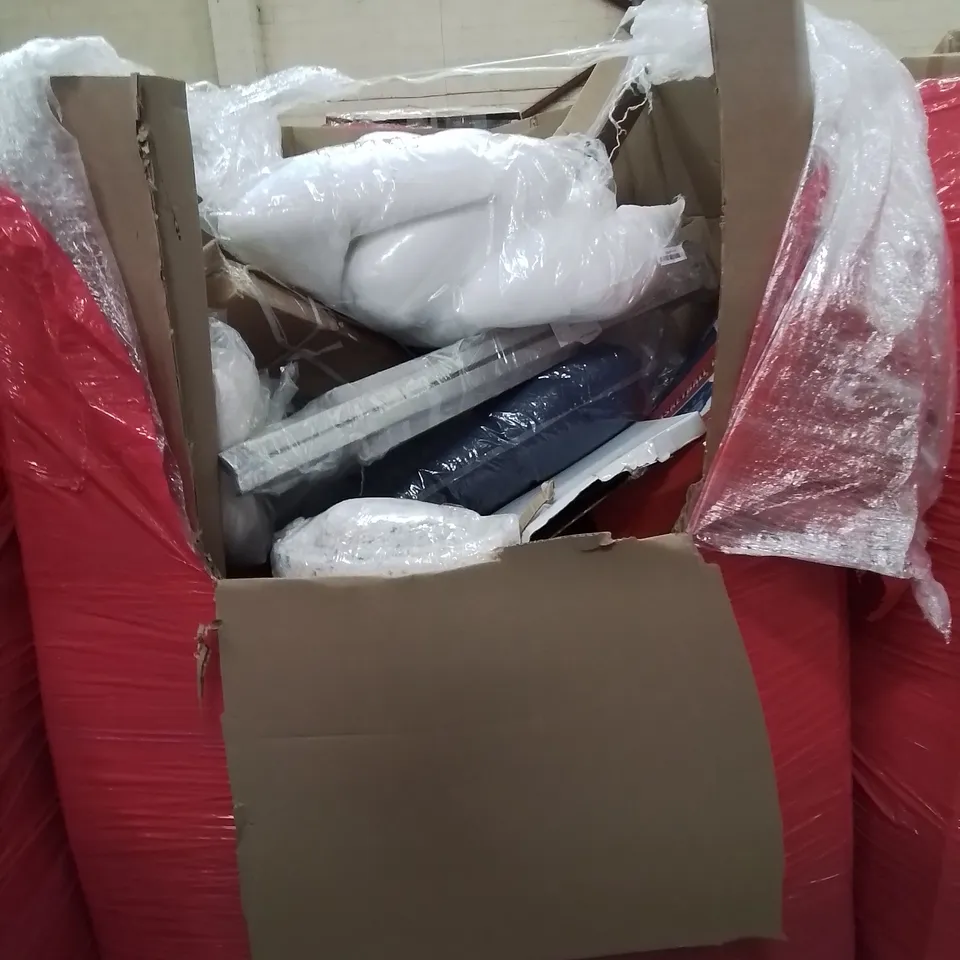 MIXED PALLET CONTAINING VARIOUS BOXED HOUSEHOLD ITEMS TO INCLUDE, THROWS, PILLOWS, BASKET BALL HOOP AND LOTS MORE MIXED ITEMS
