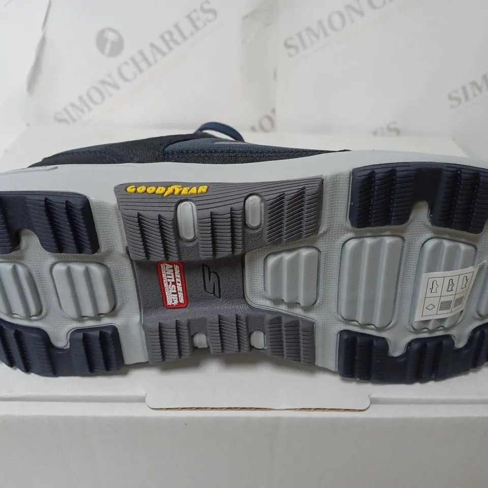 SKECHERS MEN'S GO WALK OUTDOOR WATER REPELLENT LACE UP TRAINERS - NAVY UK SIZE 8