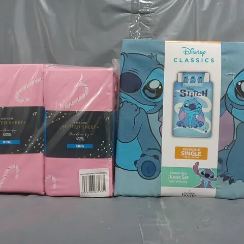 BOX OF APPROXIMATELY 15 ASSORTED BEDDING ITEMS TO INCLUDE DISNEY STITCH DUVET SET, FITTED SHEETS, ETC - COLOURS AND SIZES MAY VARY - COLLECTION ONLY