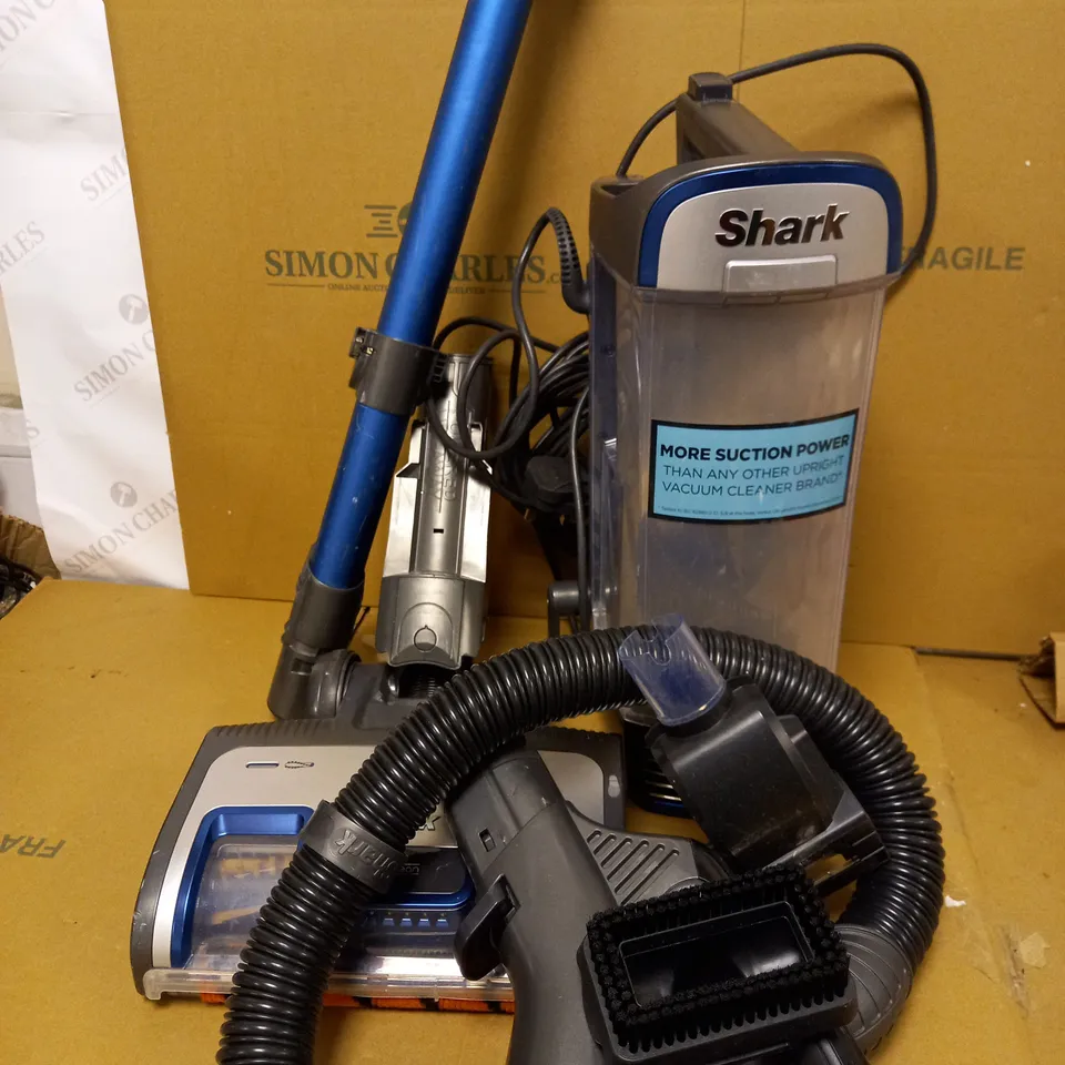 SHARK NZ850UKT VACUUM 