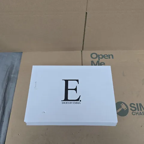 E. SHOES BY EMMA MELROSE BLACK – UK SIZE 8