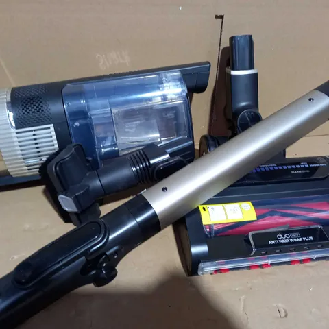 SHARK STRATOS CORDLESS VACUUM W/ANTI HAIR WRAP & CLEAN SENSE IQ IZ400UKT