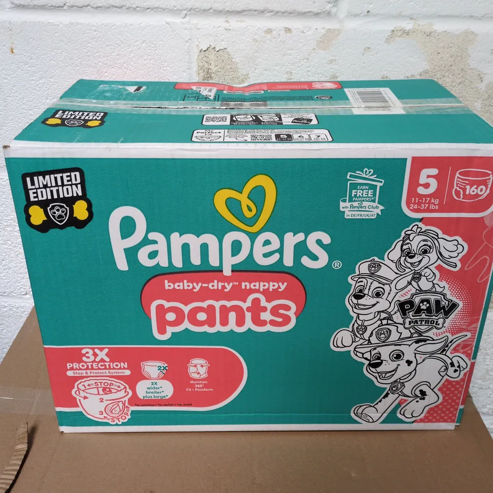 BOX OF APPROXIMATELY 160 PAMPERS BABY DRY NAPPY PANTS SIZE 5 11-17KG OR 24-37LBS