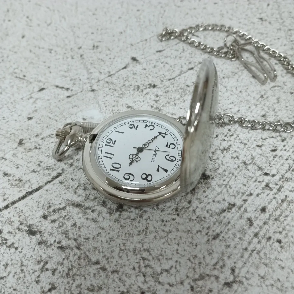 POCKET WATCH ON CHAIN – QUARTZ, SILVER-TONE