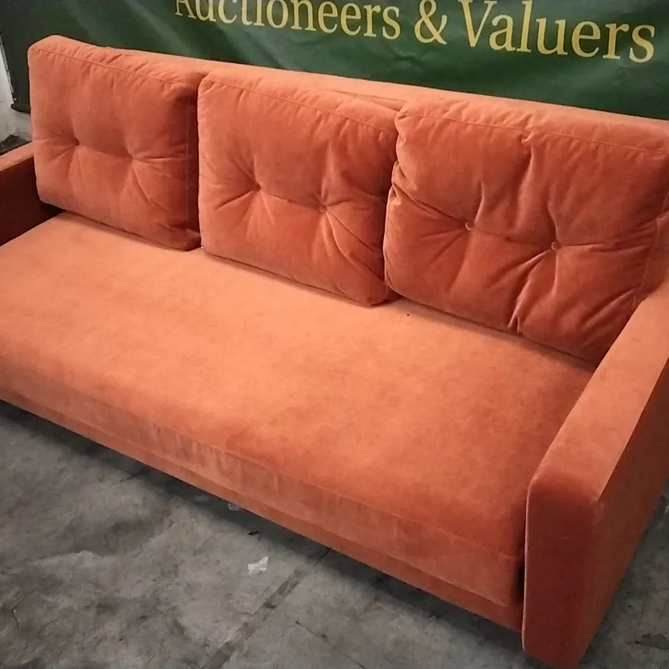 QUALITY DESIGNER LOUNGE CO VINTAGE SOFABED IN RUSTY ORANGE PLUSH FABRIC