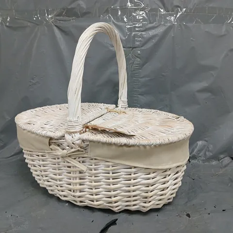 STACEY SOLOMON PICNIC BASKET IN BEIGE/WHITE