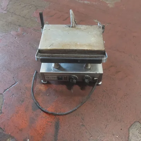 VELOX COMMERCIAL CONTACT GRILL