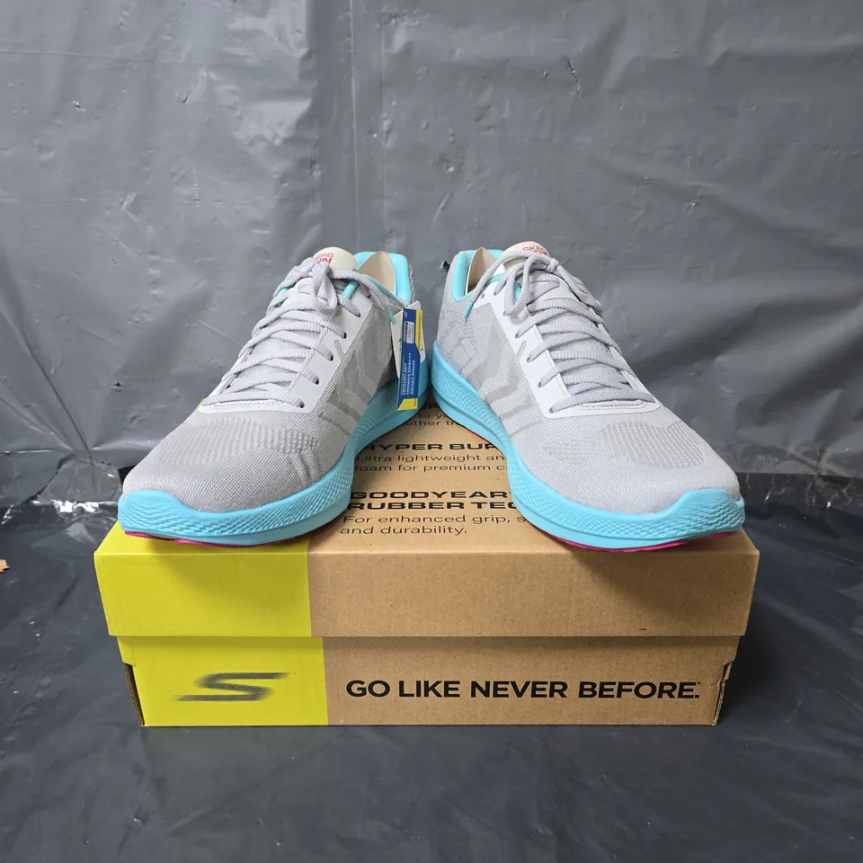 SKECHERS PERFORMANCE GO RUN TRAINERS - GREY AND BLUE - SIZE 7