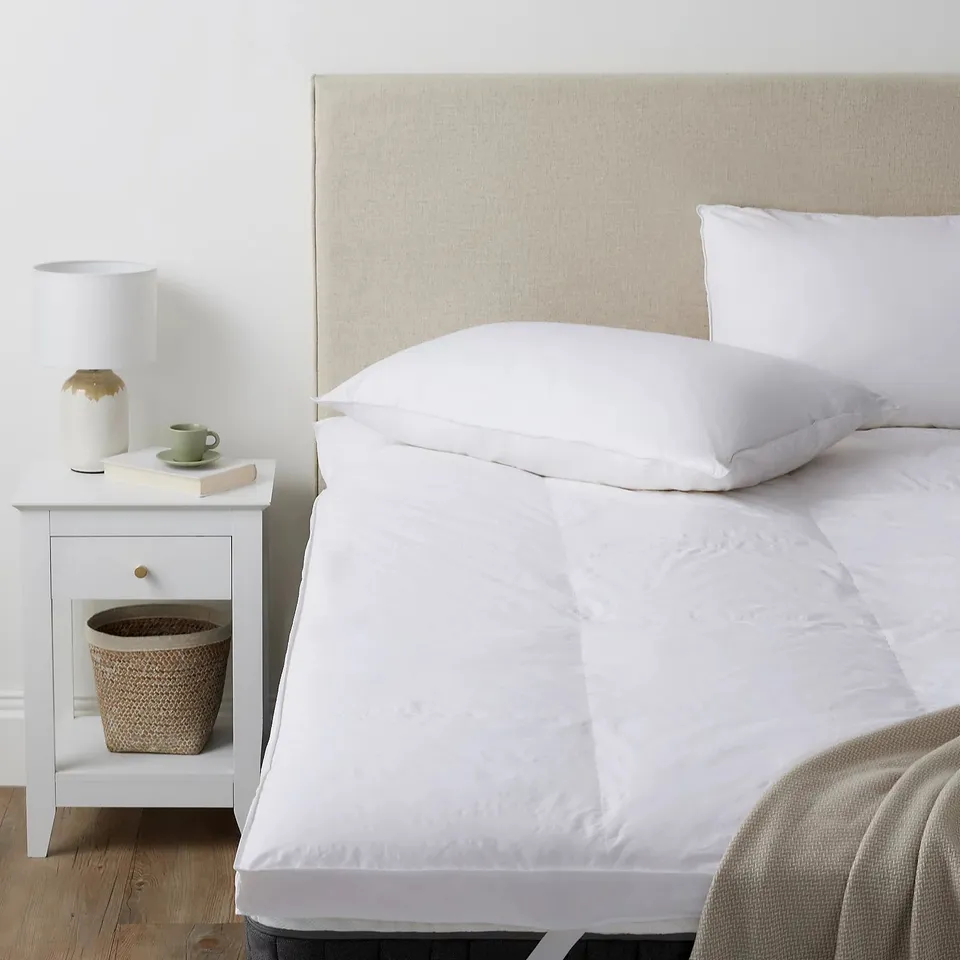 OUTLET NORTHERN NIGHTS DUCK FEATHER & DOWN TOPPER