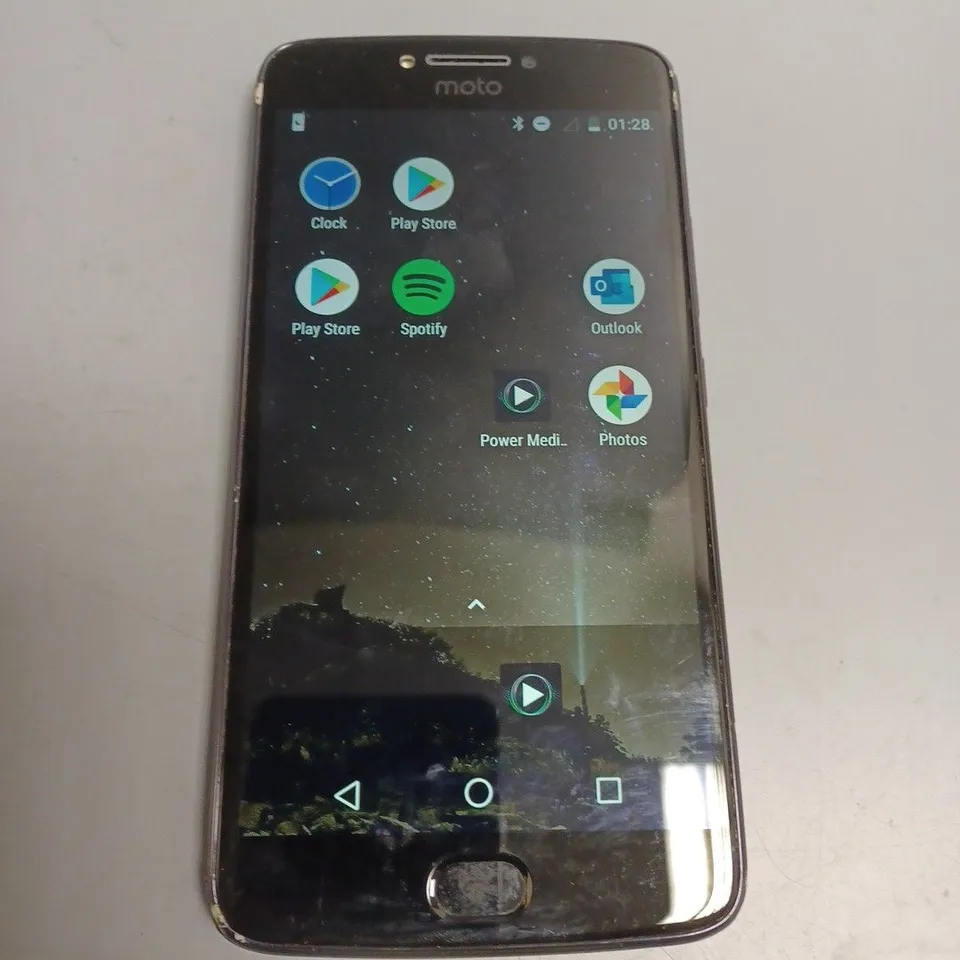 MOTOROLA MOTO E4 PLUS SMARTPHONE 