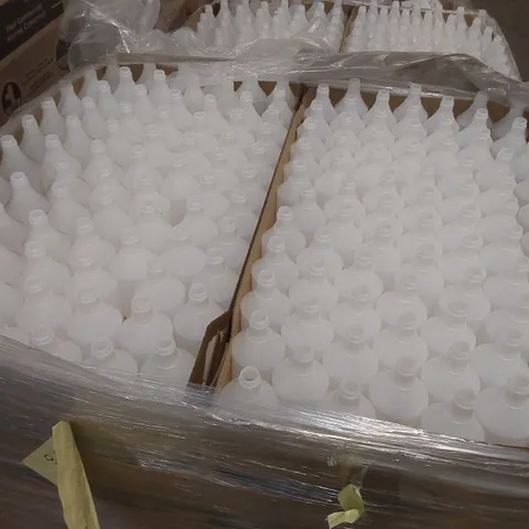 PALLET CONTAINING A VERY LARGE QUANTITY OF BRAND NEW 750ML SPRAY BOTTLES - NO TOPS