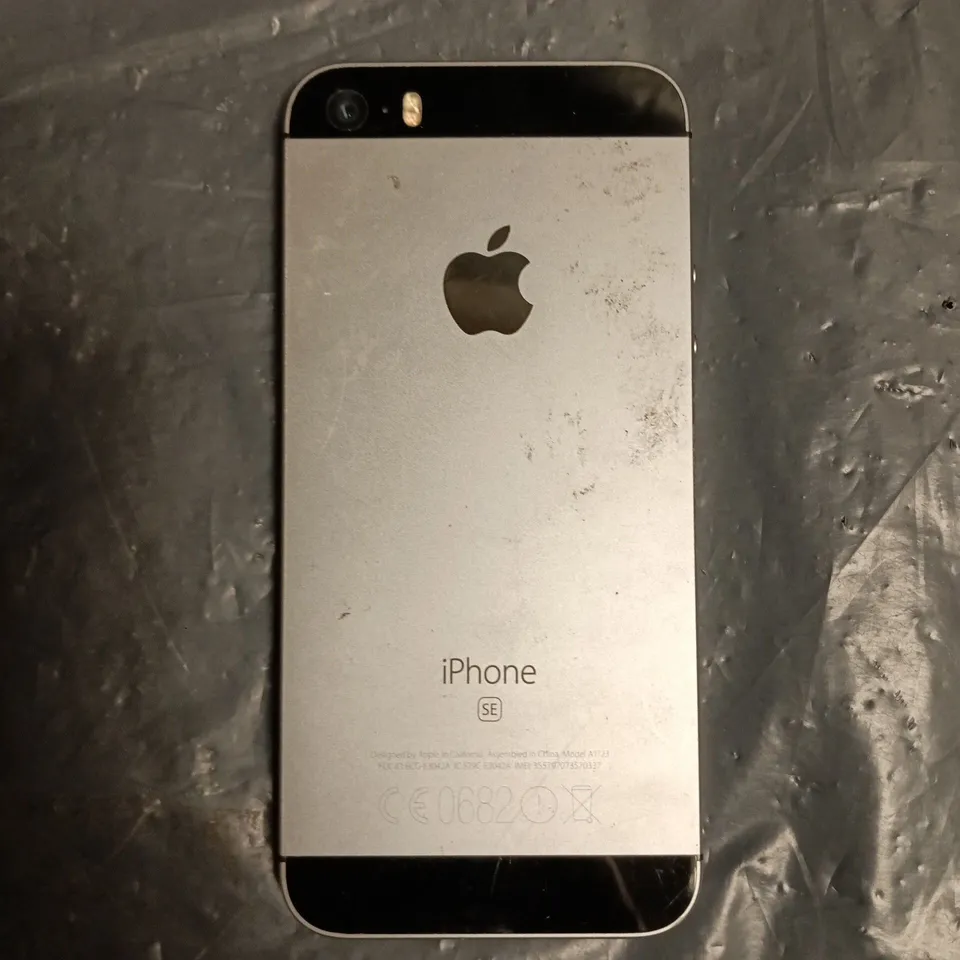 APPLE IPHONE SE A1723
