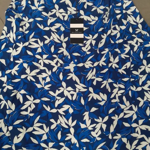 CREW CLOTHING COMPANY PRINTED SKIRT IN BLUE SIZE 12