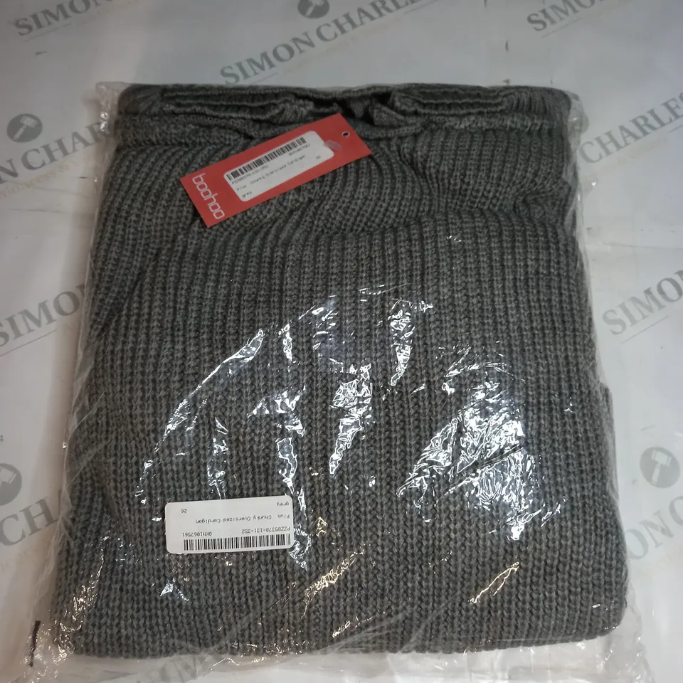 BAGGED PLUS CHUNKY OVERSIZED CARDIGAN SIZE 26